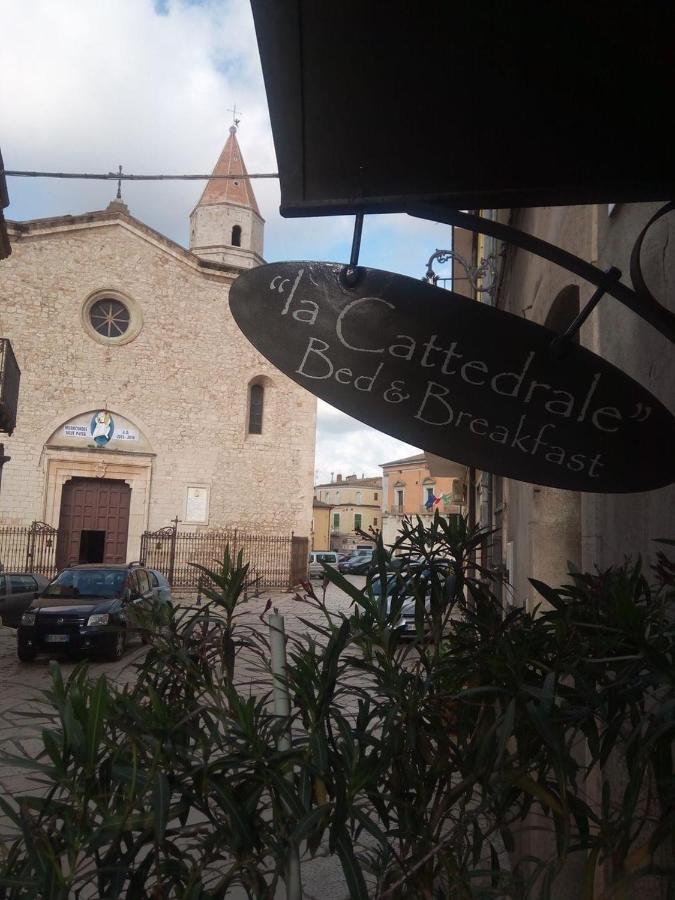 B&B La Cattedrale Веноса Екстериор снимка